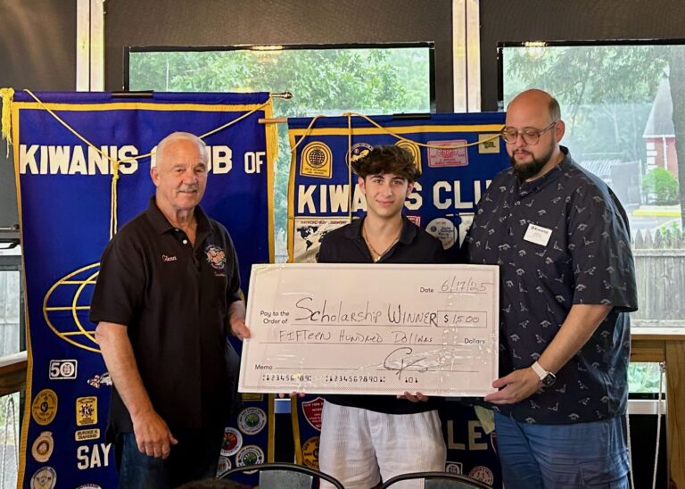 se_sayville_scholarships_2025_1